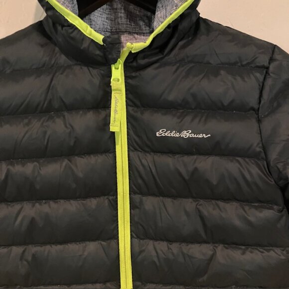 EDDIE BAUER Down Hooded Puffer Coat Boy's Black Green Reversible Size XS 5/6 - Picture 7 of 16